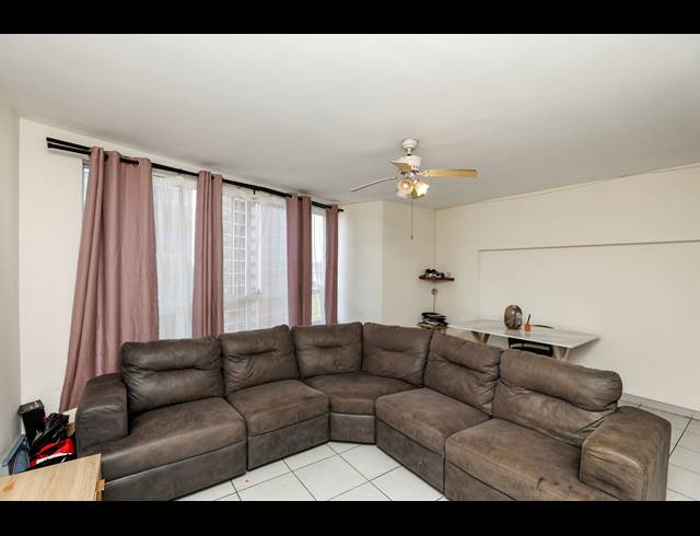 1 BEDROOM APARTMENT FOR SALE IN POINT